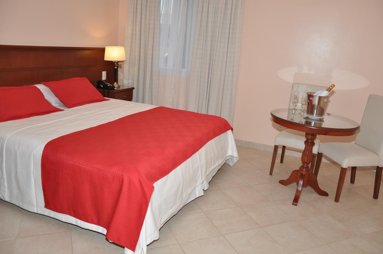 Realnoa Hotel Tartagal Exterior photo