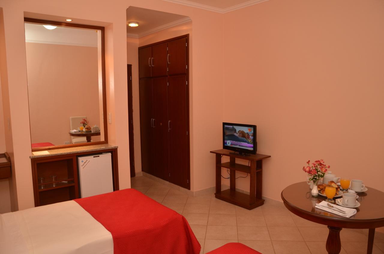 Realnoa Hotel Tartagal Exterior photo